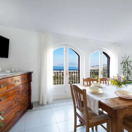 Sorrentovibes - Sea View Rooftop With Jacuzzi & Garden Semesterbostad