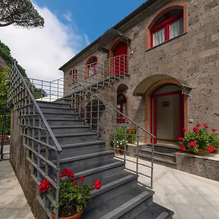 Sorrentovibes - Sea View Rooftop With Jacuzzi & Garden *