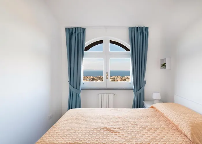 Σπίτι διακοπών Sorrentovibes - Sea View Rooftop With Jacuzzi & Garden *