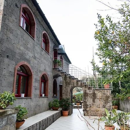 Sorrentovibes - Sea View Rooftop With Jacuzzi & Garden سورينتو
