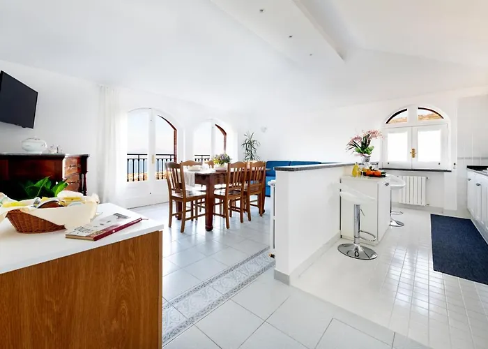 Holiday home Sorrentovibes - Sea View Rooftop With Jacuzzi & Garden