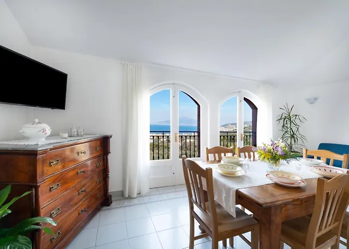 Sorrentovibes - Sea View Rooftop With Jacuzzi & Garden Будинок відпочинку