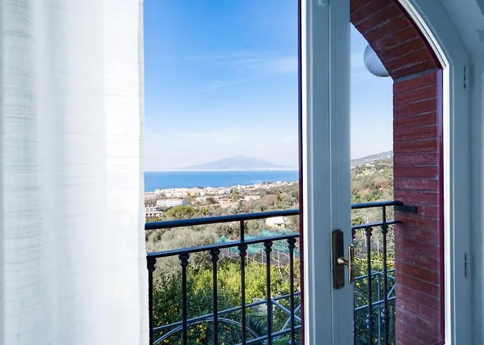 Sorrentovibes - Sea View Rooftop With Jacuzzi & Garden Сasa de vacaciones Península Sorrentina